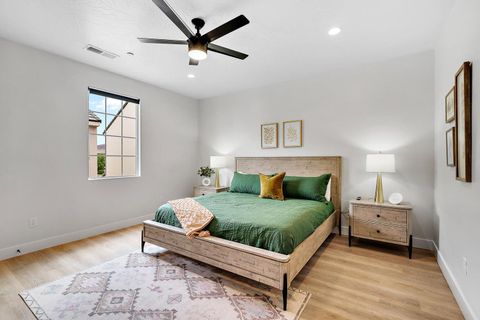 Tiny photo for 1460 S Windsor Parkway #2, Hurricane, UT 84737 (MLS # 25-266191)