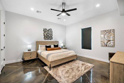 Tiny photo for 1460 S Windsor Parkway #2, Hurricane, UT 84737 (MLS # 25-266191)