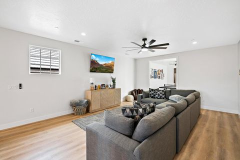 Tiny photo for 1460 S Windsor Parkway #2, Hurricane, UT 84737 (MLS # 25-266191)