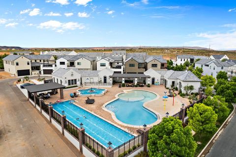 Tiny photo for 1460 S Windsor Parkway #2, Hurricane, UT 84737 (MLS # 25-266191)