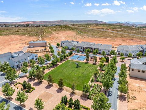 Tiny photo for 1460 S Windsor Parkway #2, Hurricane, UT 84737 (MLS # 25-266191)