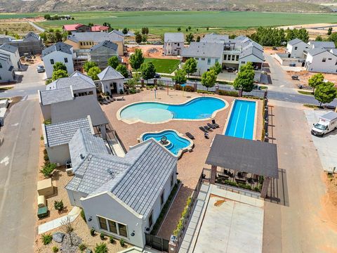 Tiny photo for 1460 S Windsor Parkway #2, Hurricane, UT 84737 (MLS # 25-266191)