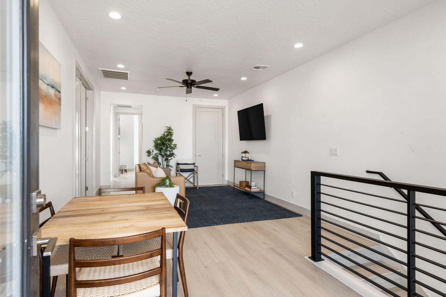 DESERT COLOR RESORT - Residential