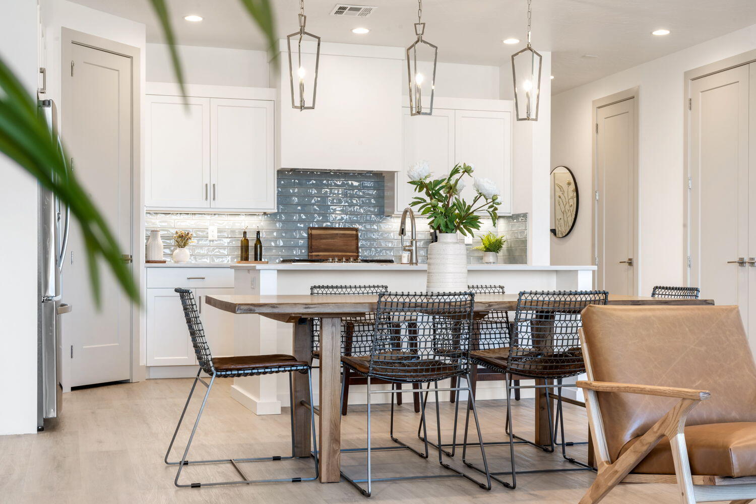 DESERT COLOR RESORT - Residential