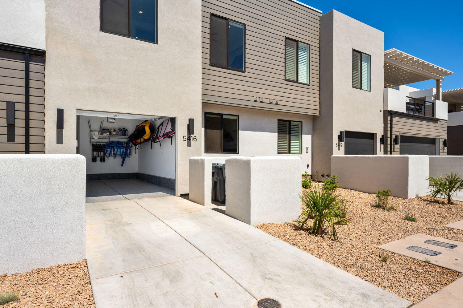 DESERT COLOR RESORT - Residential