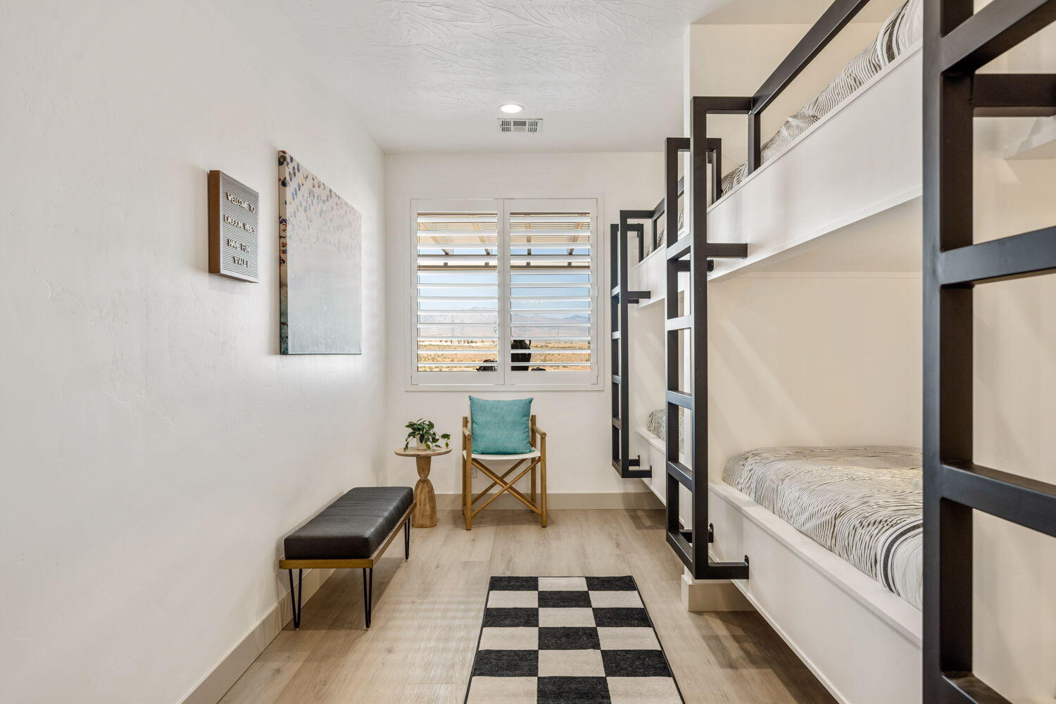 DESERT COLOR RESORT - Residential