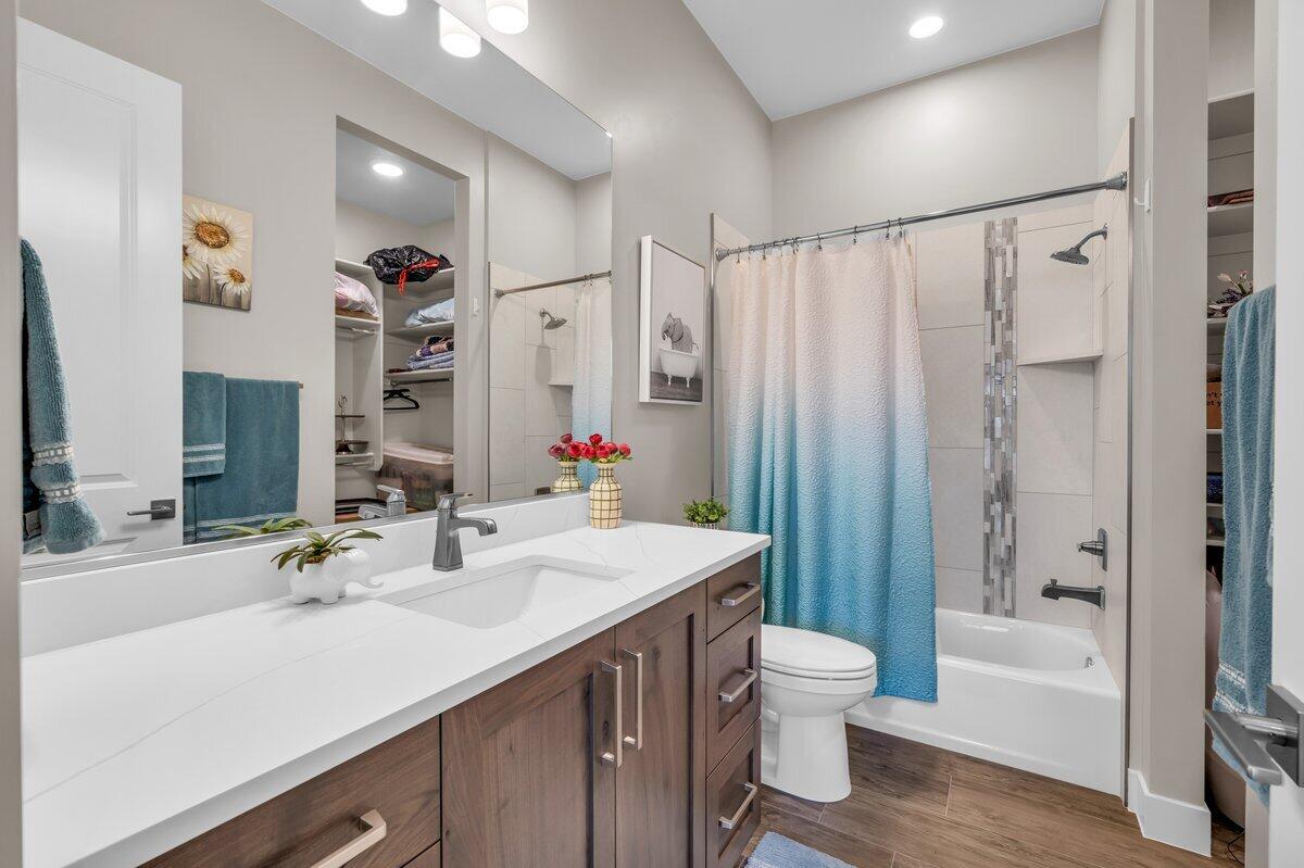 MOJAVE MESA - Residential