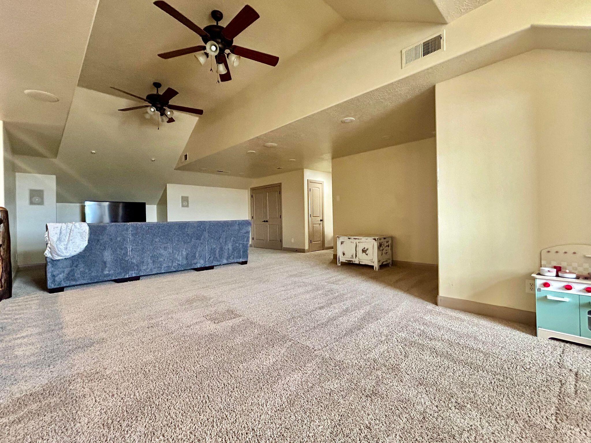 NORTH HILL ESTATES - Residential