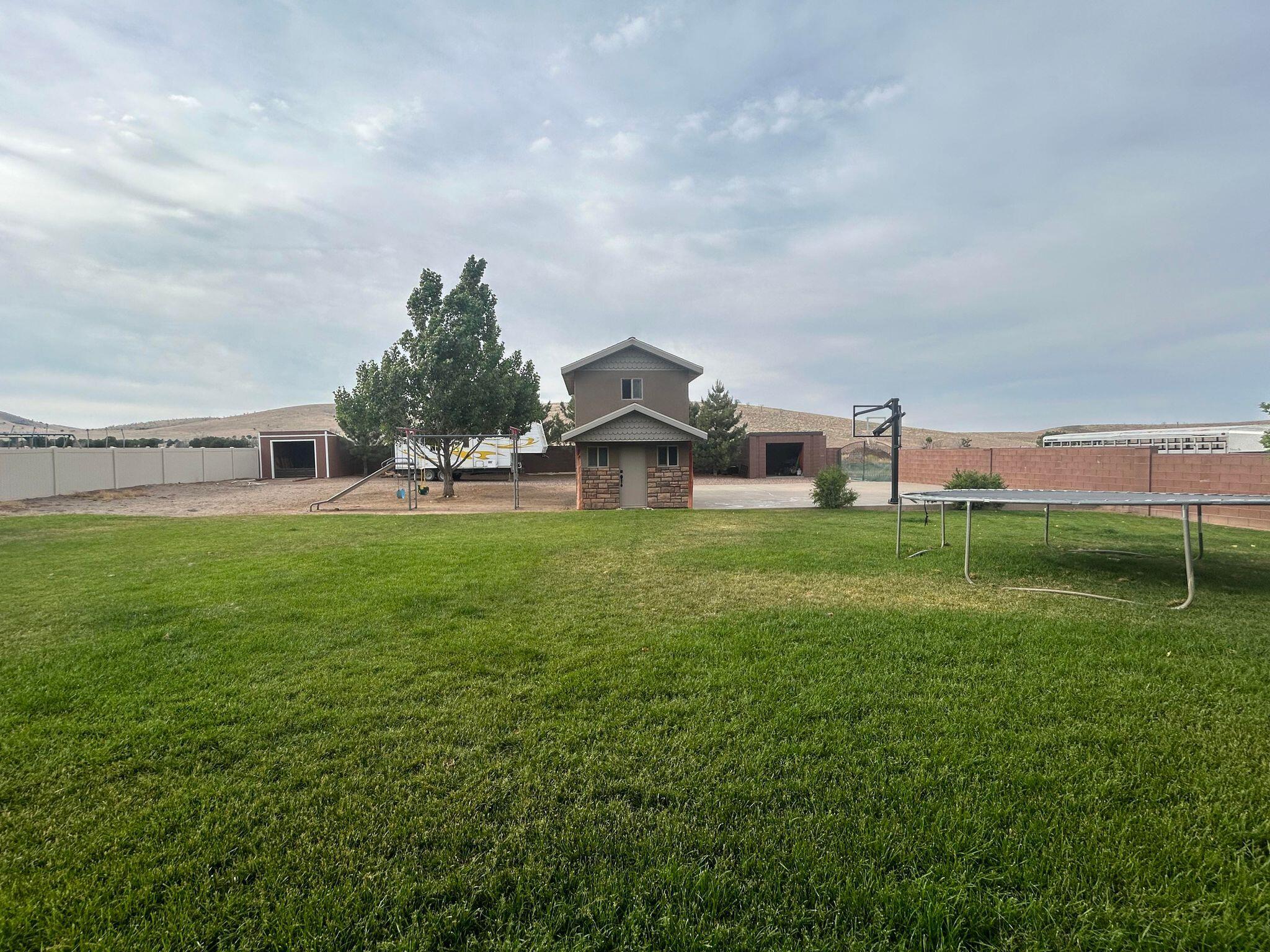 NORTH HILL ESTATES - Residential