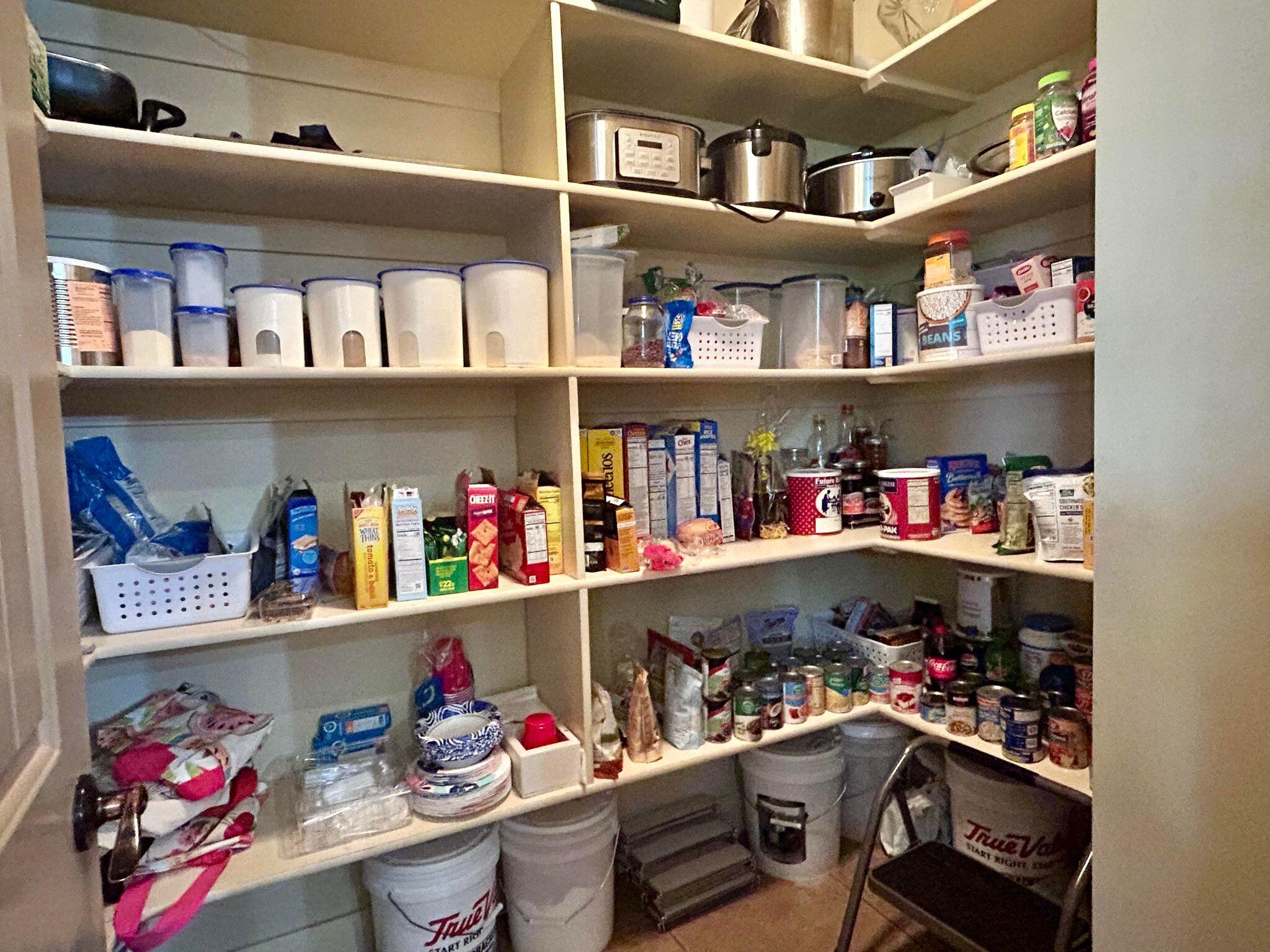 NORTH HILL ESTATES - Residential