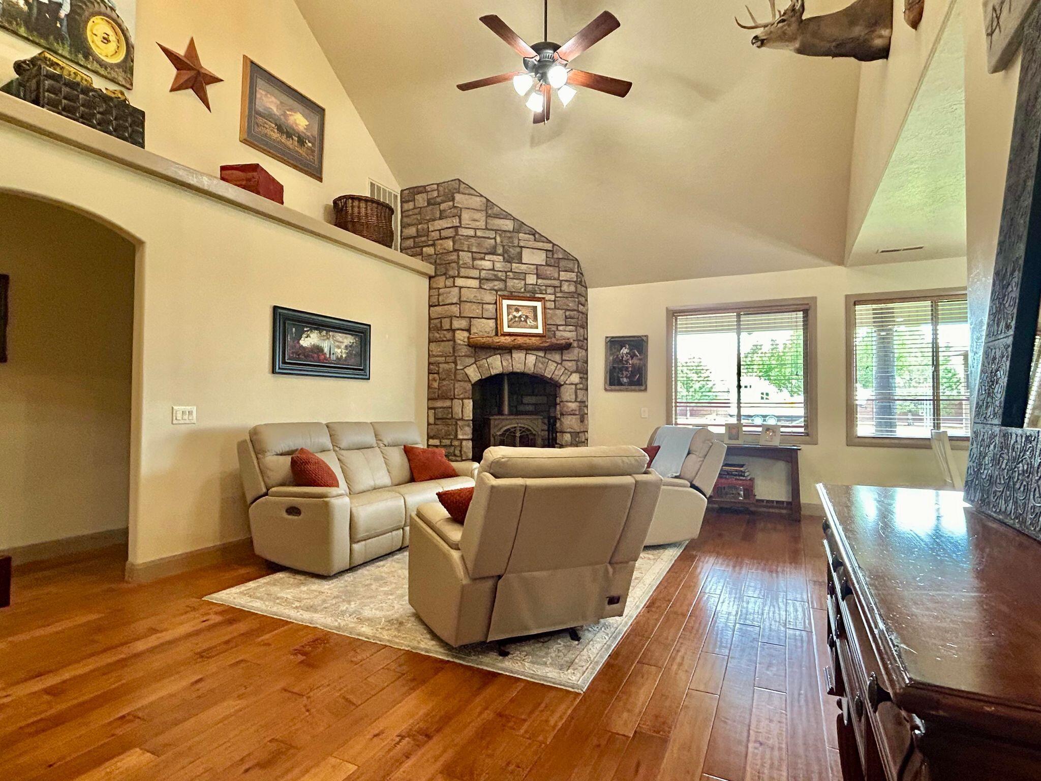 NORTH HILL ESTATES - Residential