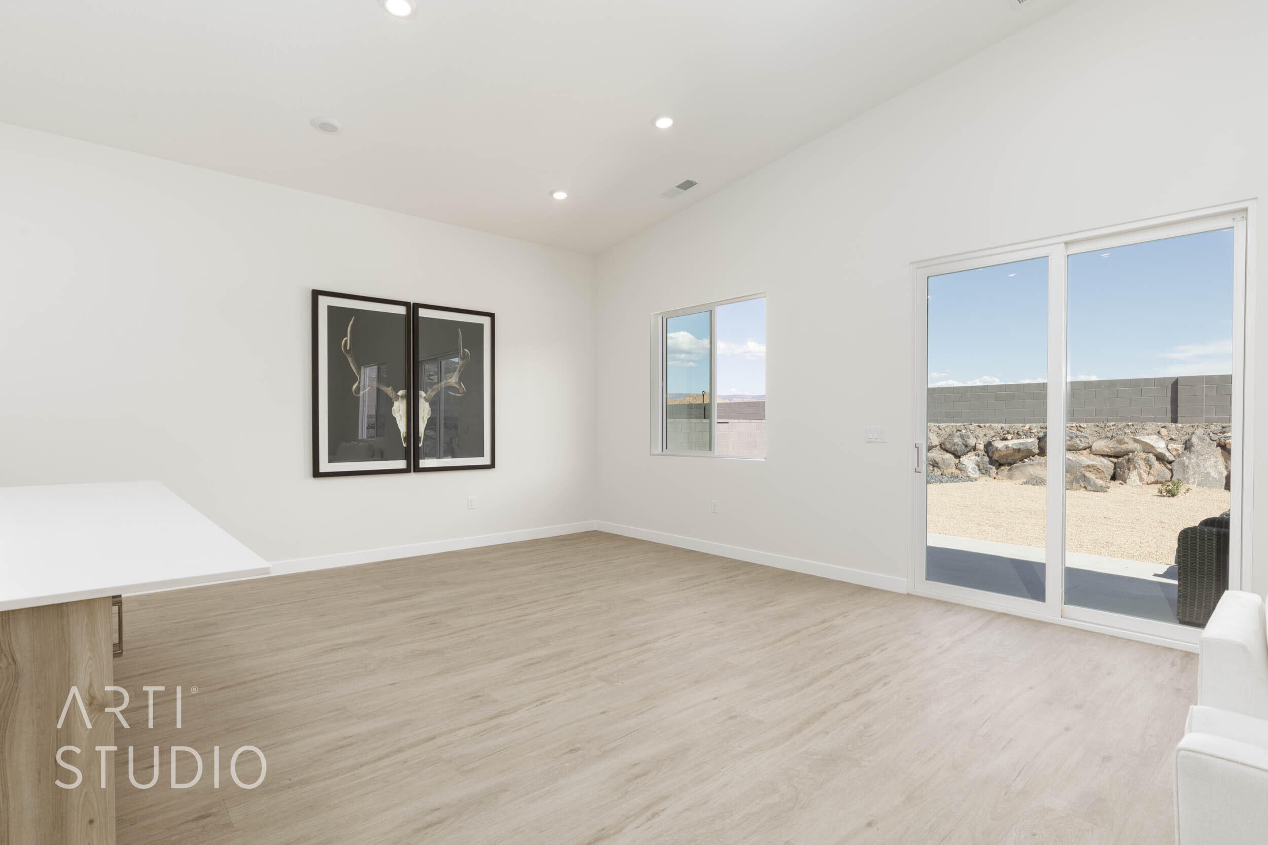 FRONT 9 AT SAND HOLLOW - Residential