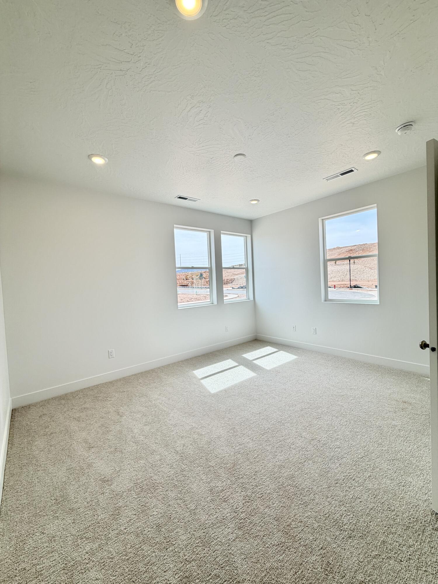 ATKINVILLE TOWNHOMES AT DESERT COLOR - Residential