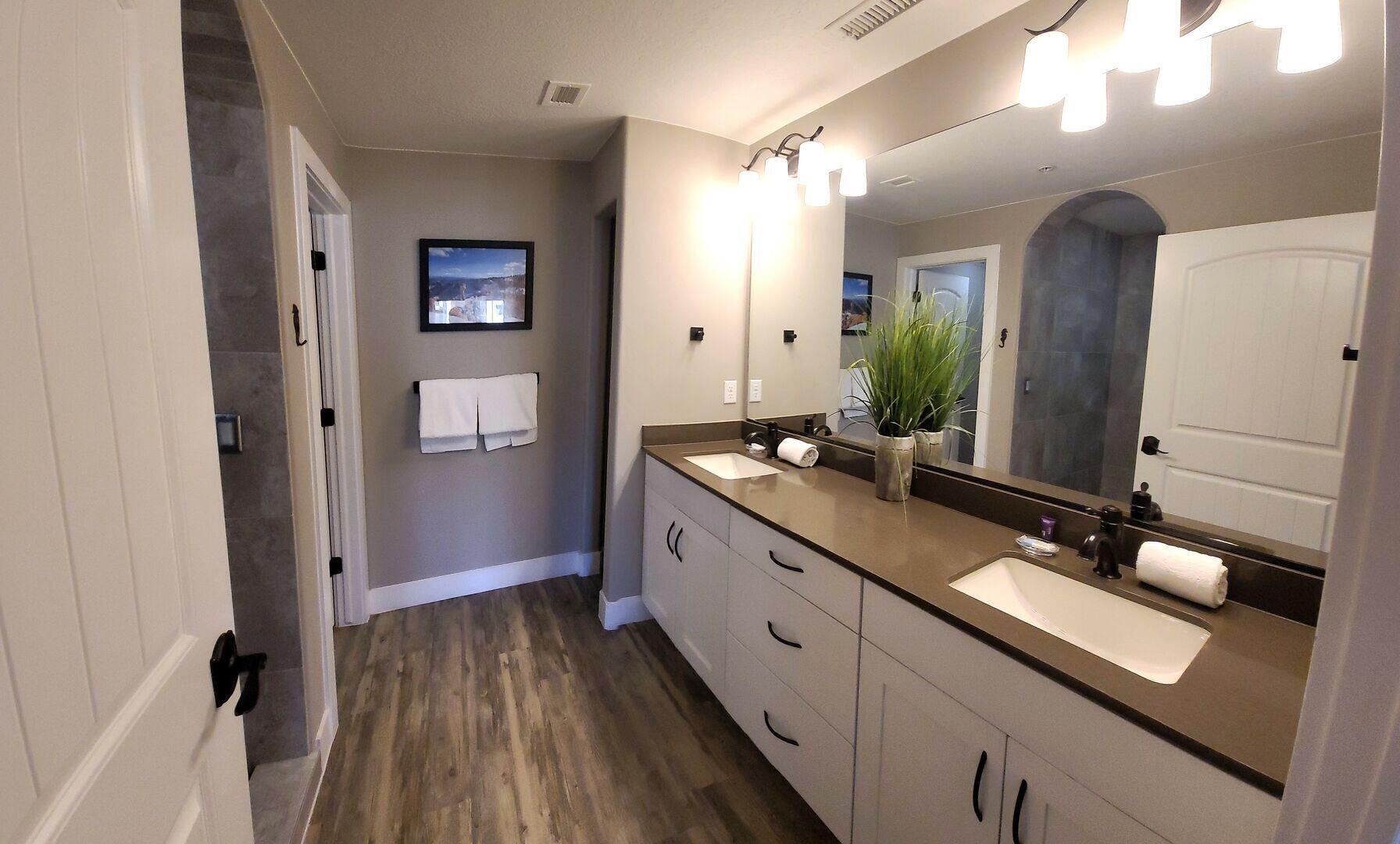 ESTANCIA - Residential