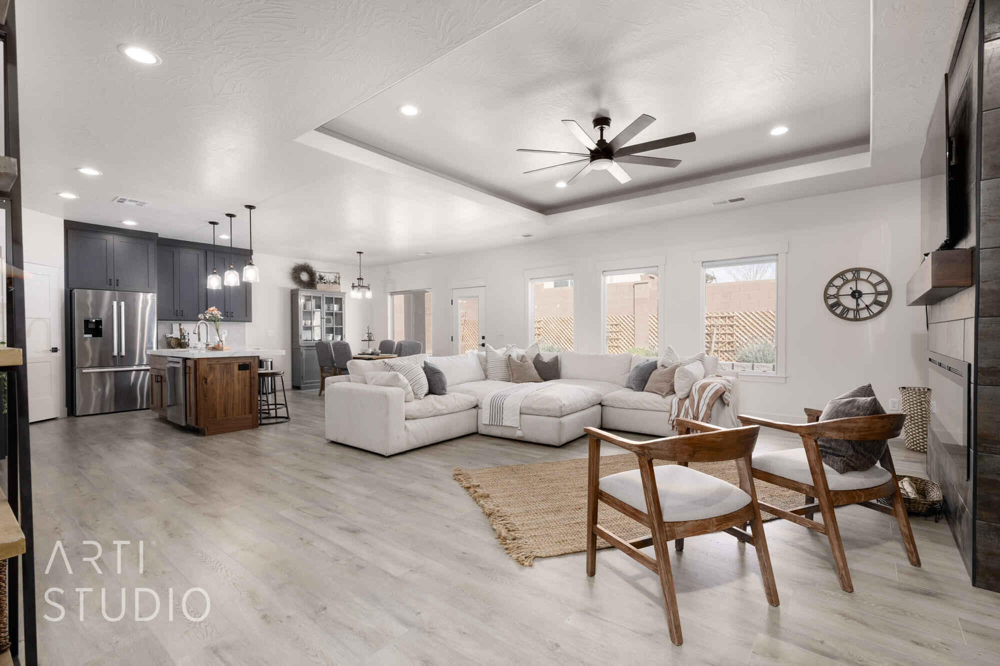 SOUTH POINTE - Residential