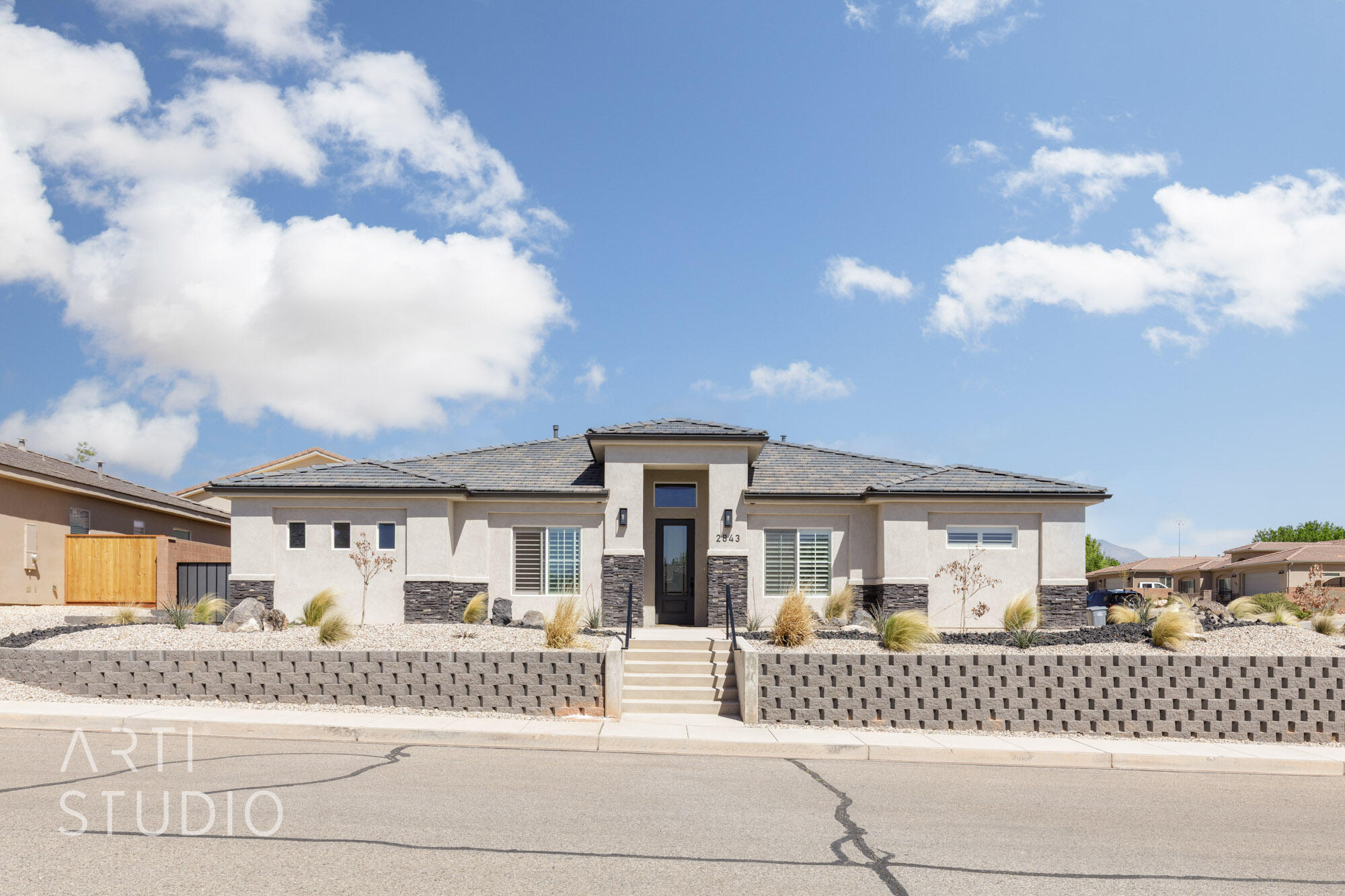 SOUTH POINTE - Residential