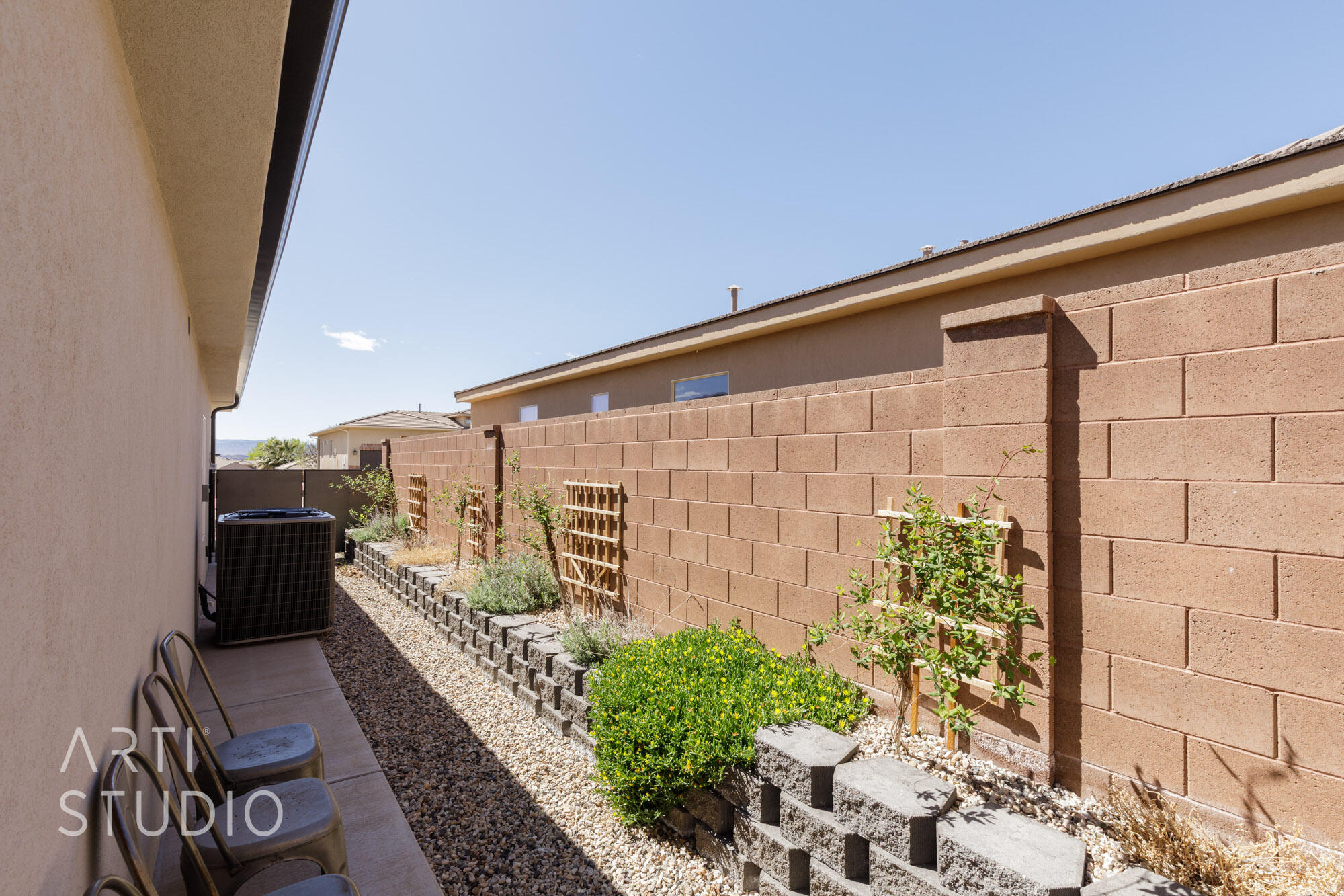 SOUTH POINTE - Residential