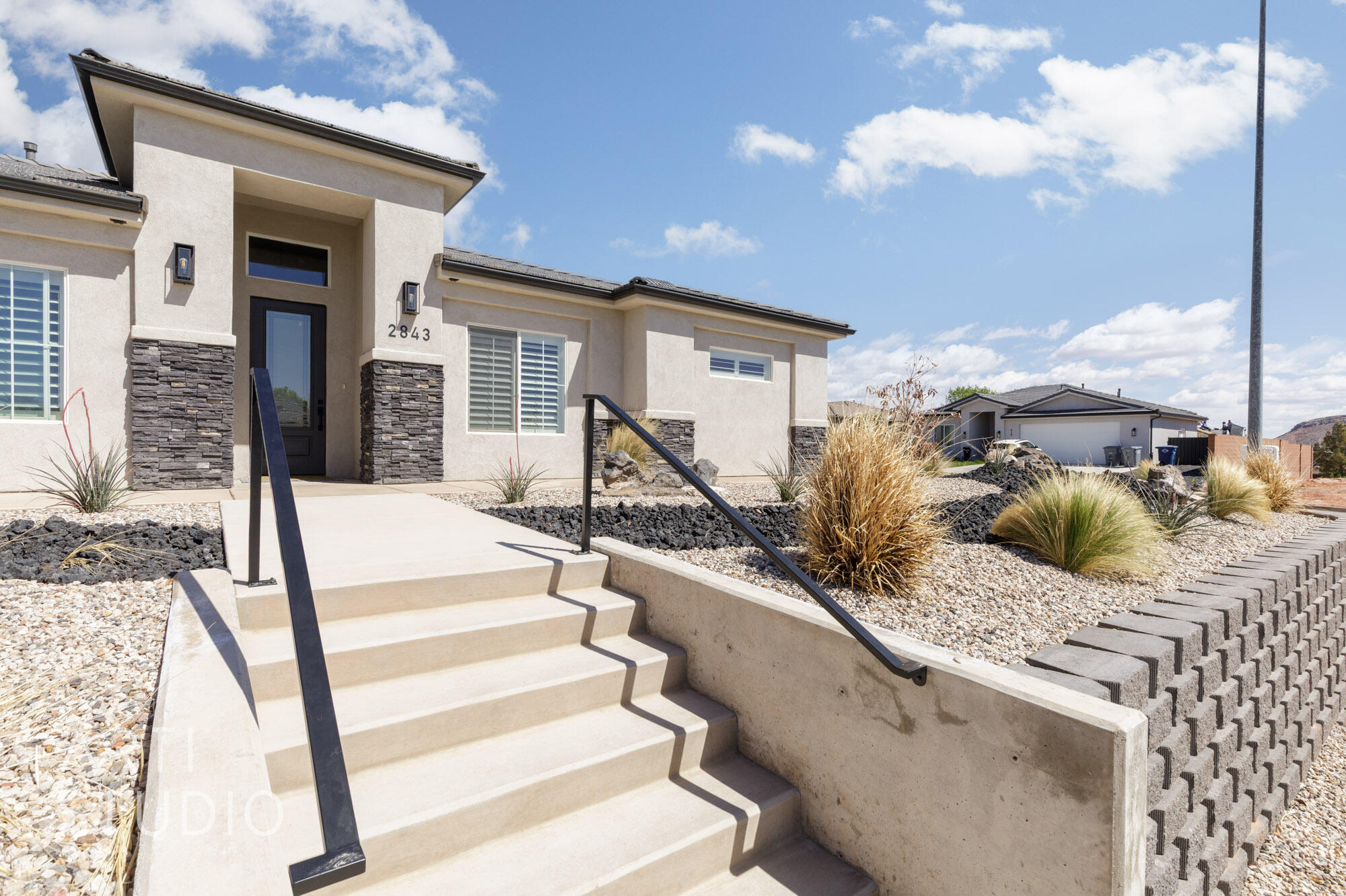 SOUTH POINTE - Residential