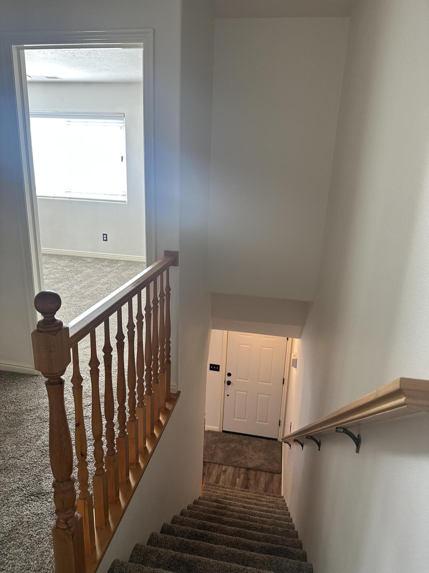 LEXINGTON HILLS TOWNHOMES - Residential