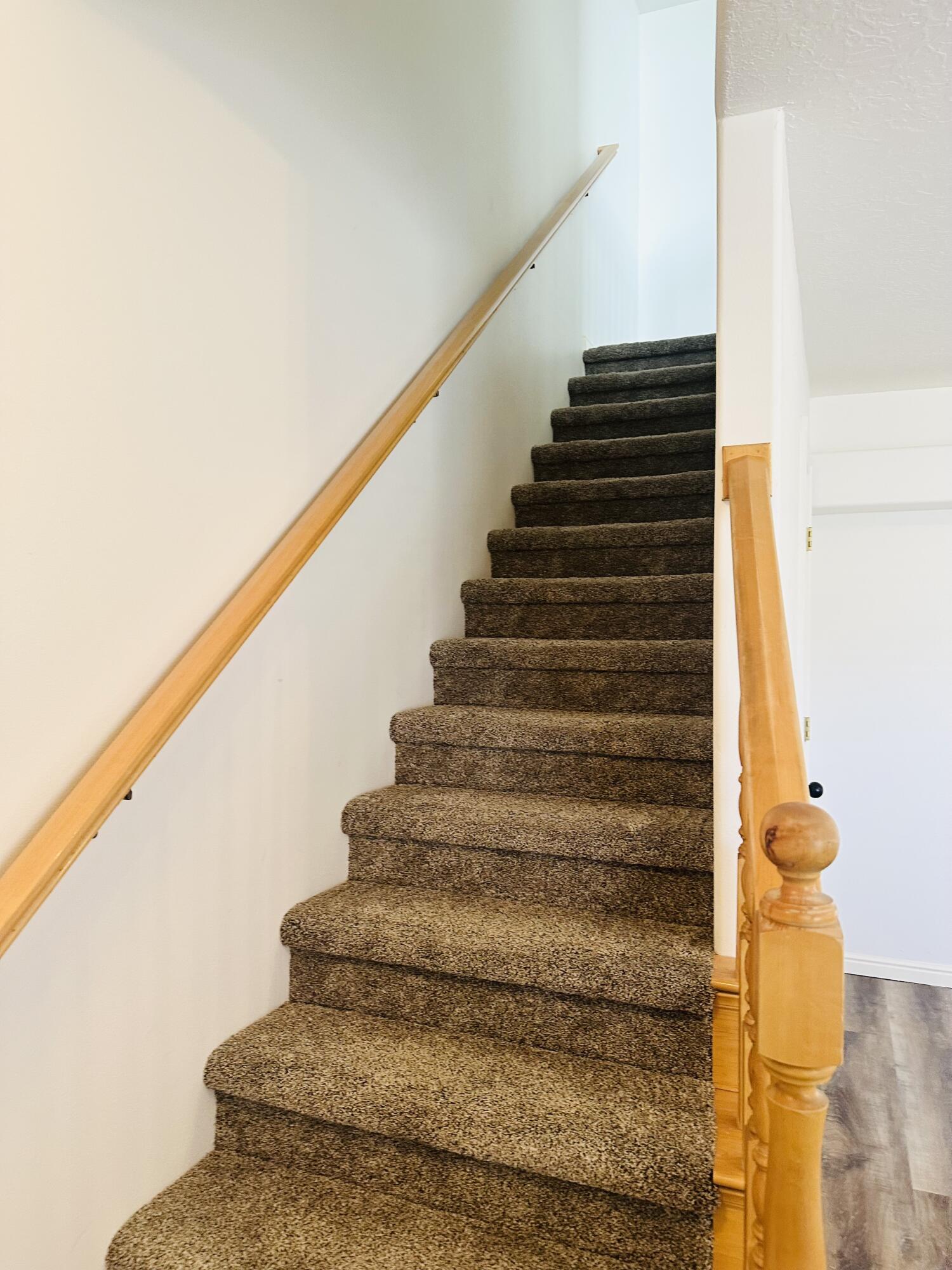 LEXINGTON HILLS TOWNHOMES - Residential