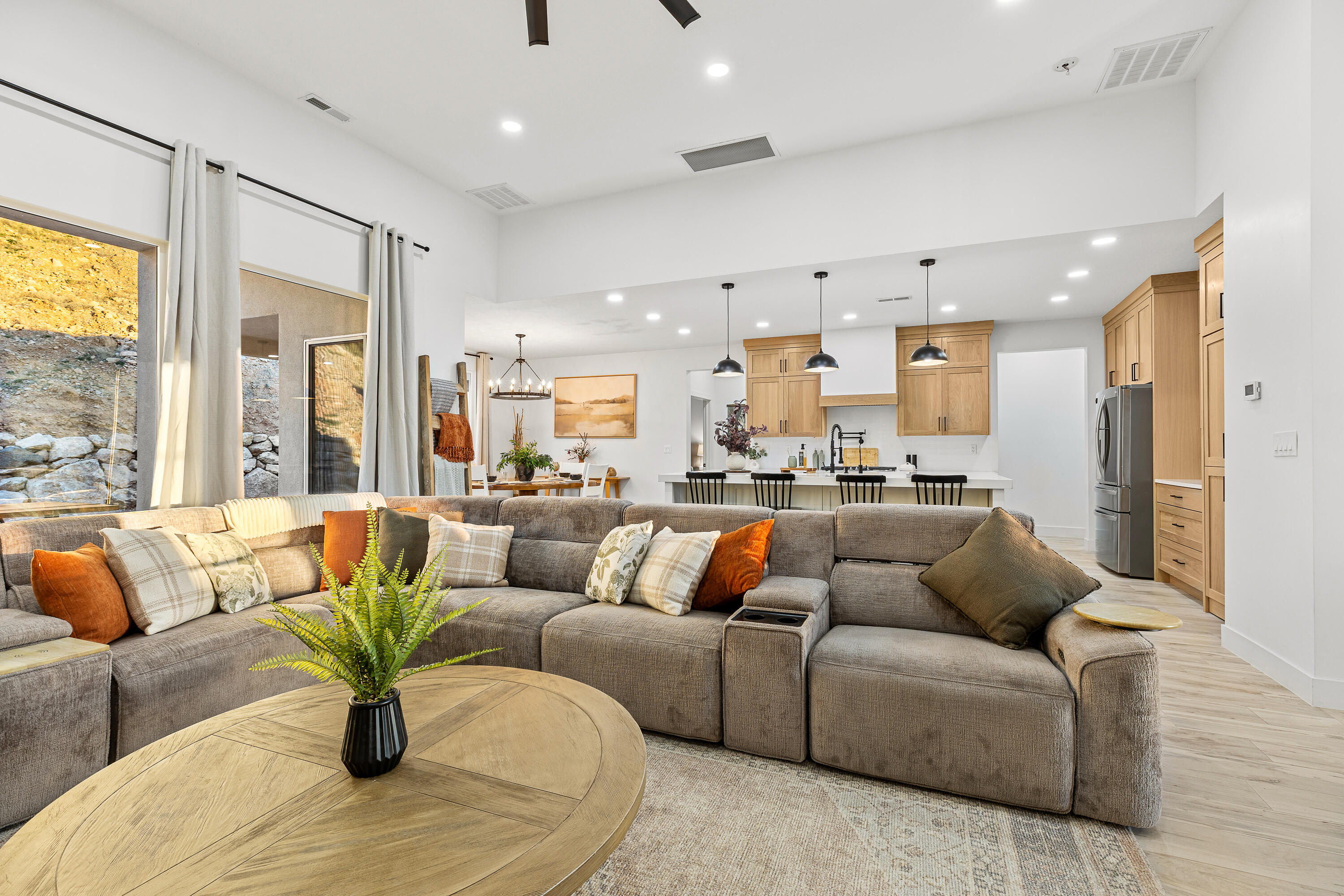 ANGELL HEIGHTS ESTATES - Residential