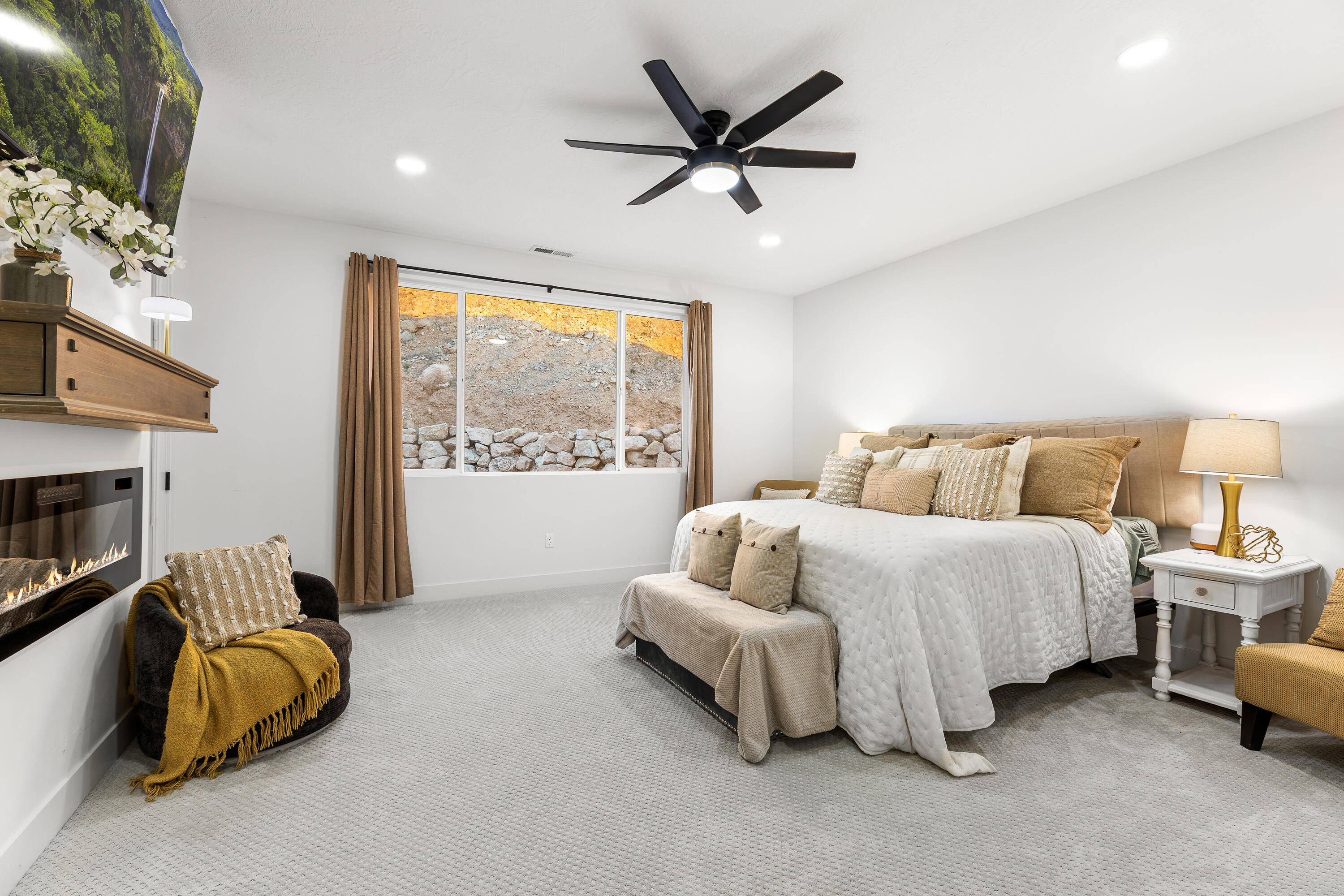 ANGELL HEIGHTS ESTATES - Residential