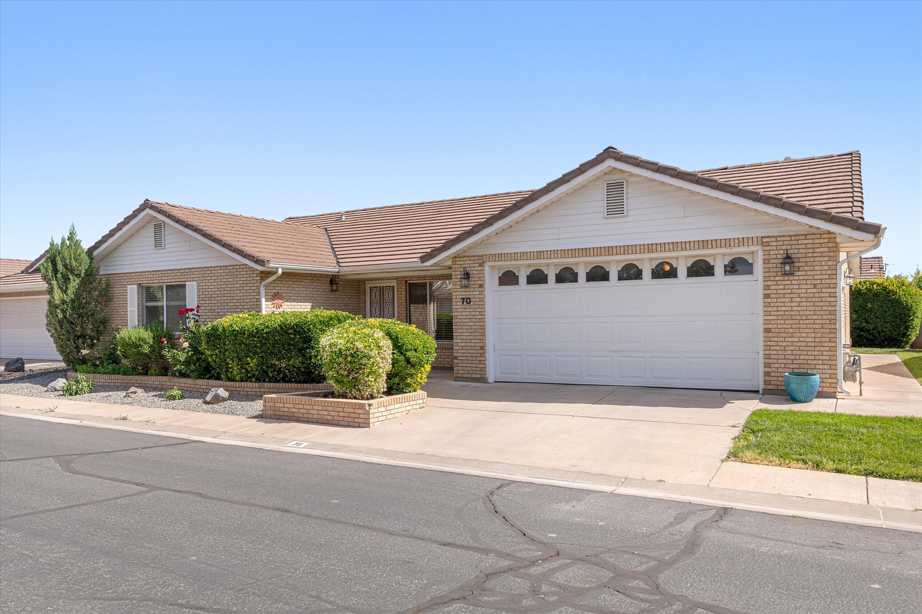 SUN COUNTRY MEADOWS SOUTH TOWNHOMES - Residential