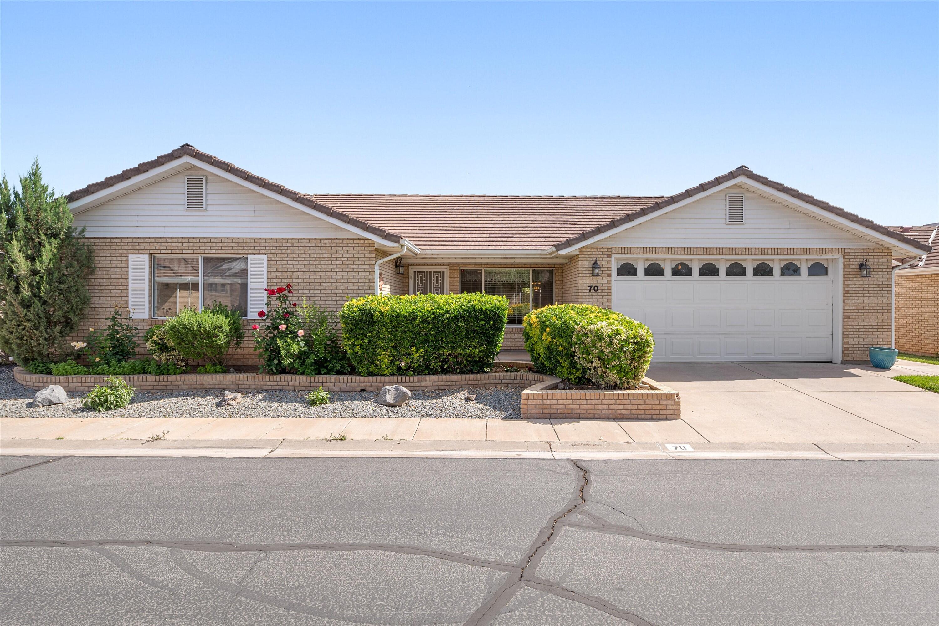SUN COUNTRY MEADOWS SOUTH TOWNHOMES - Residential