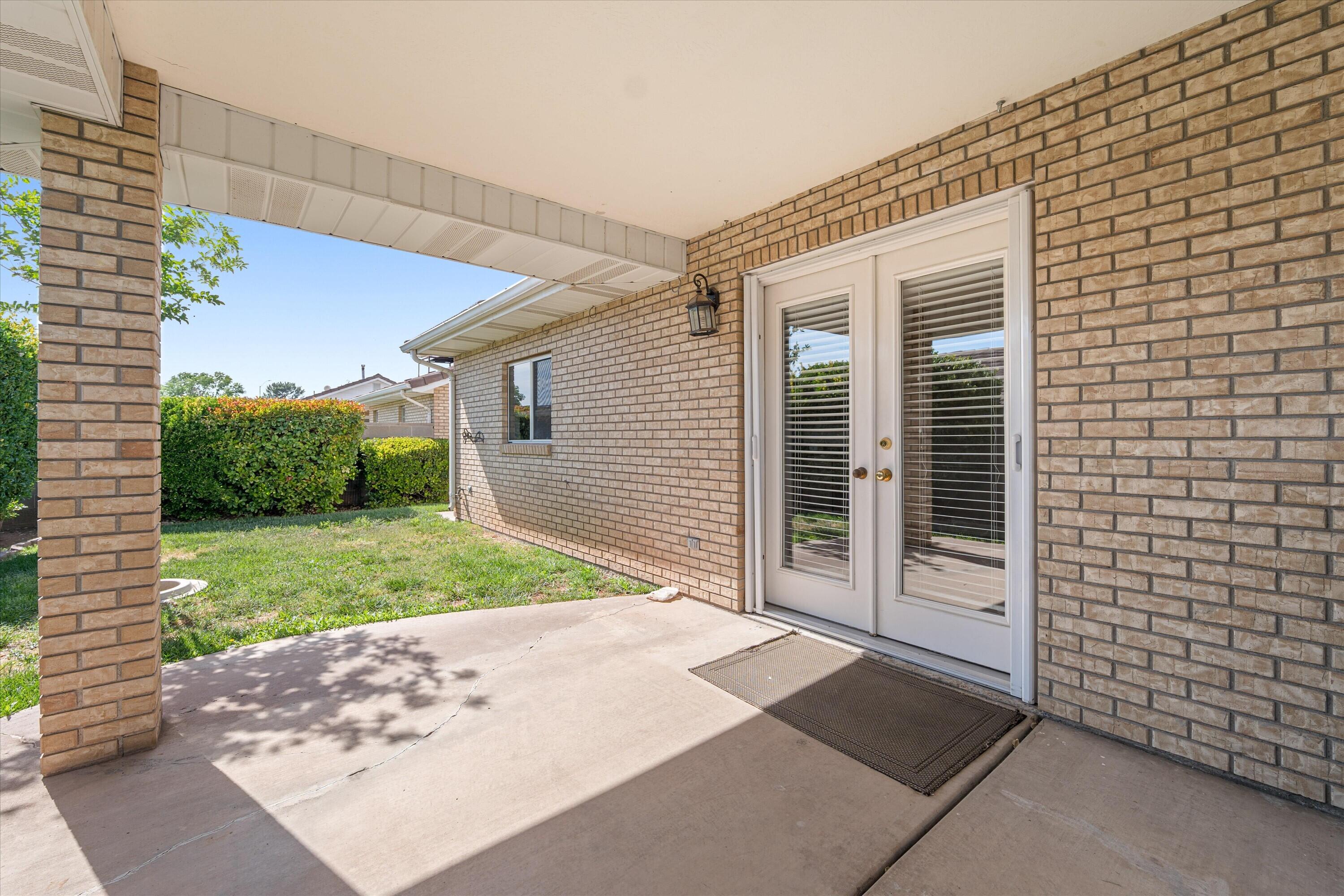SUN COUNTRY MEADOWS SOUTH TOWNHOMES - Residential
