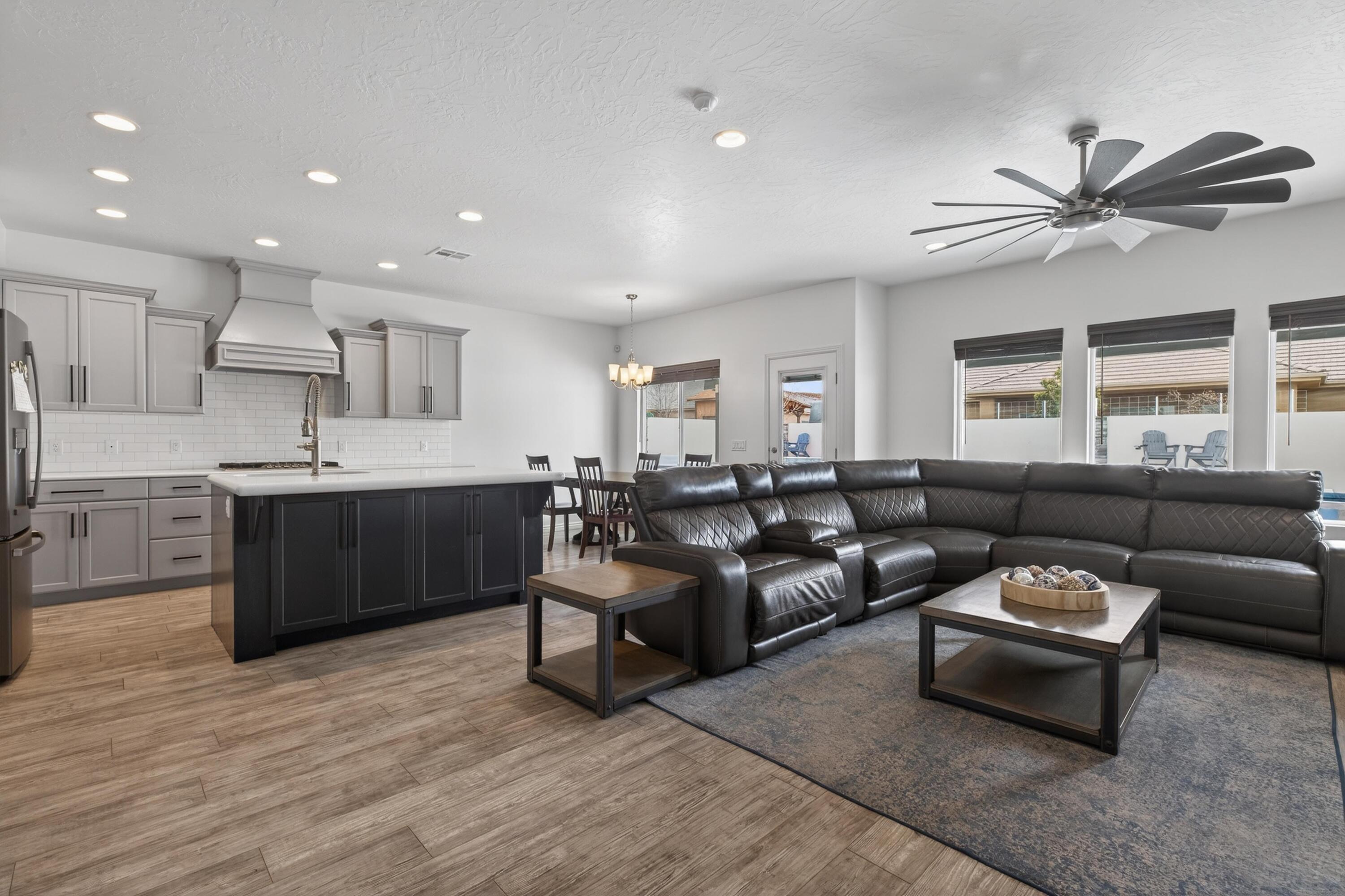 ROSEWOOD ESTATES - Residential