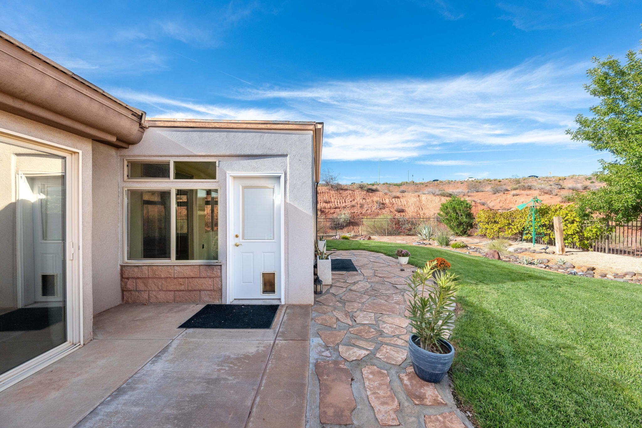 CORAL CANYON - Residential