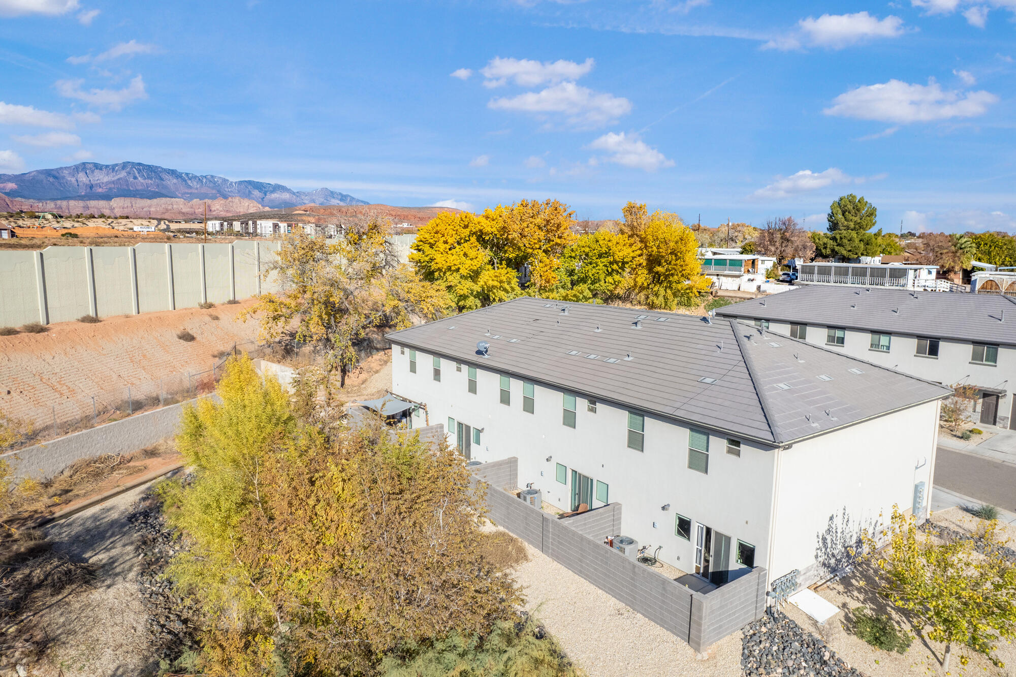 SILVERADO TWHM - Residential