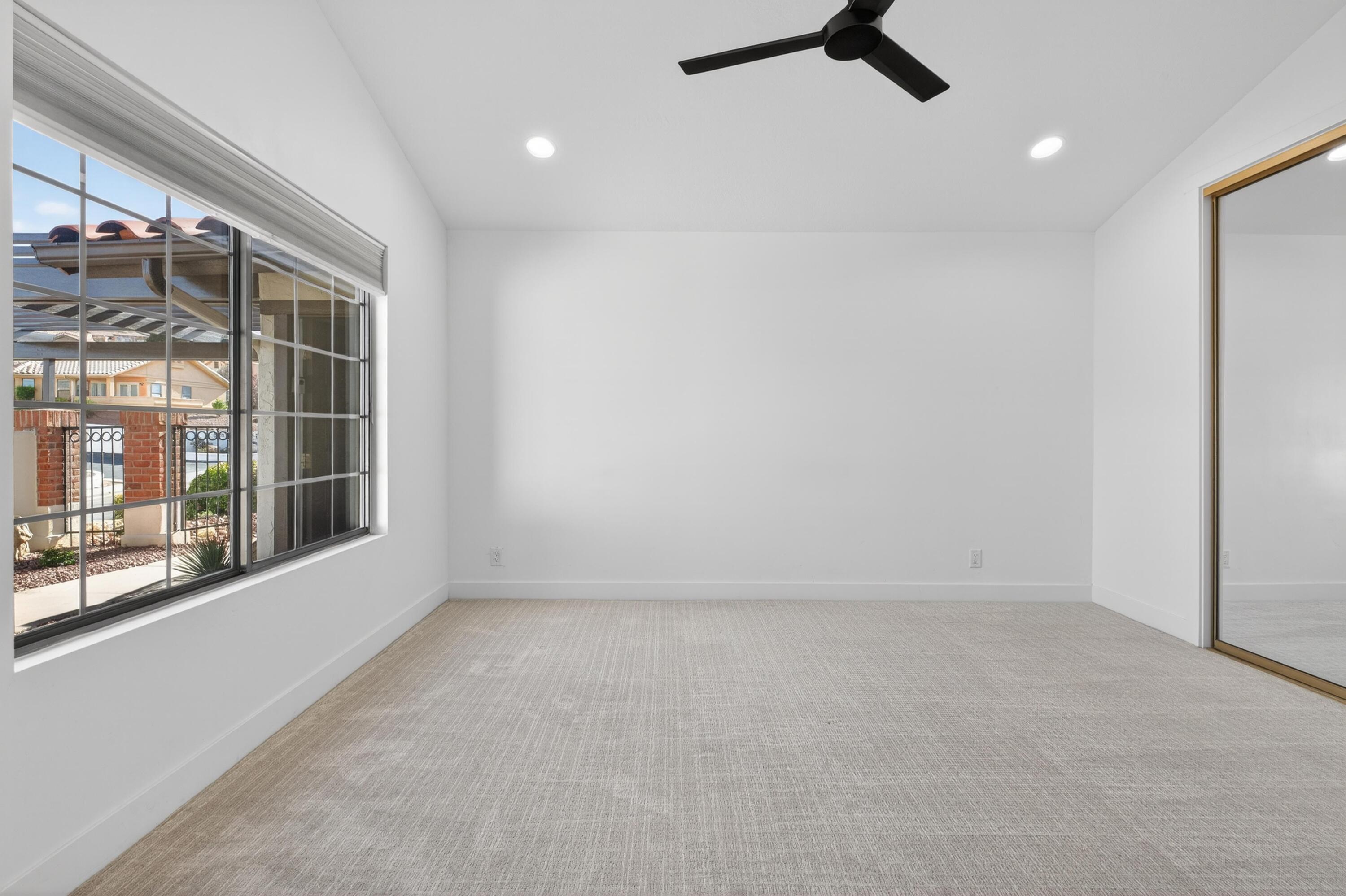 TONAQUINT INDIAN HILLS - Residential