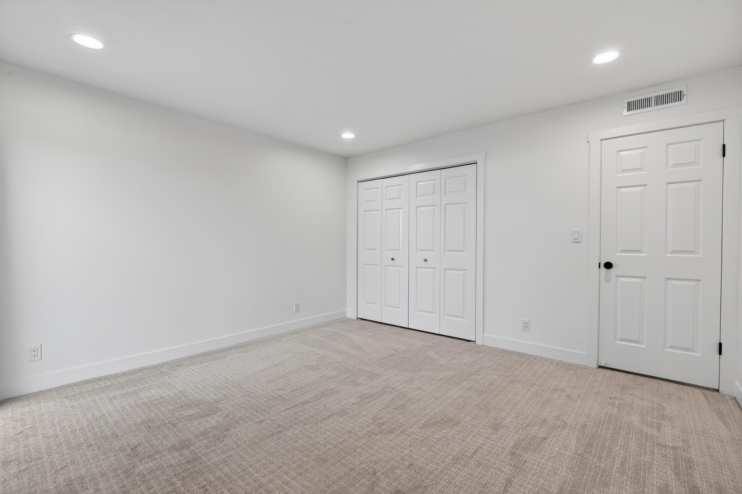 TONAQUINT INDIAN HILLS - Residential