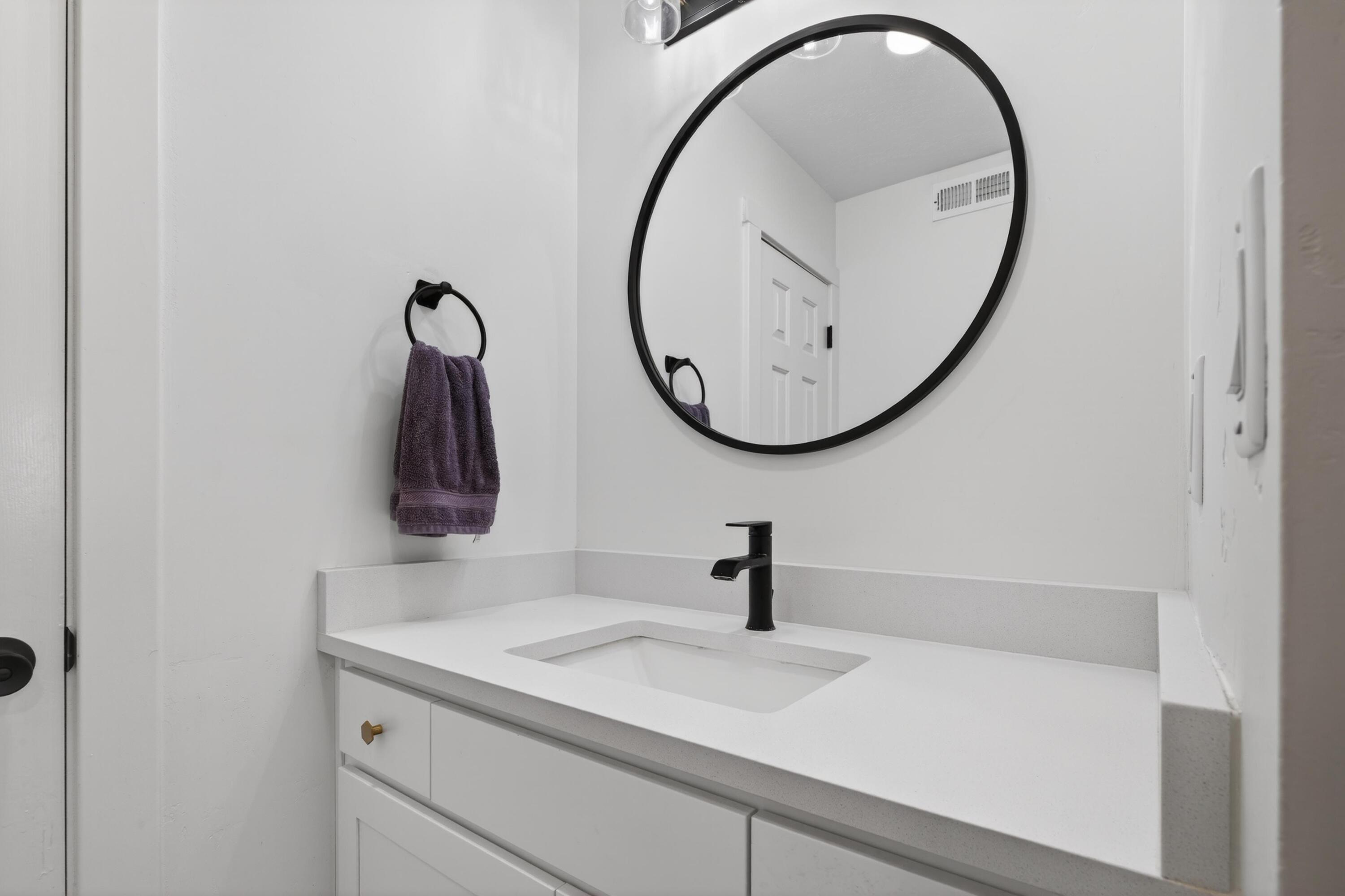 TONAQUINT INDIAN HILLS - Residential