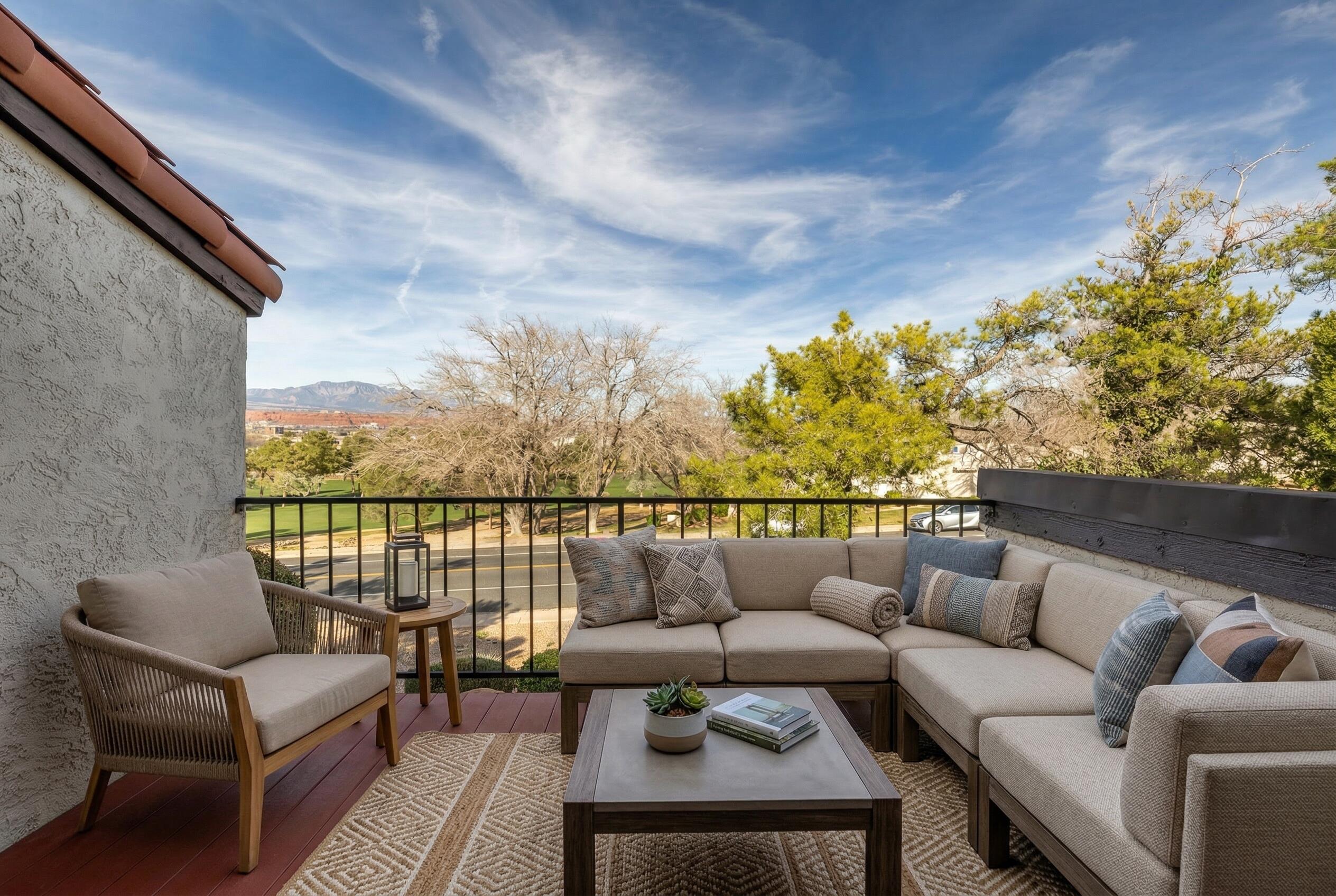 TONAQUINT INDIAN HILLS - Residential