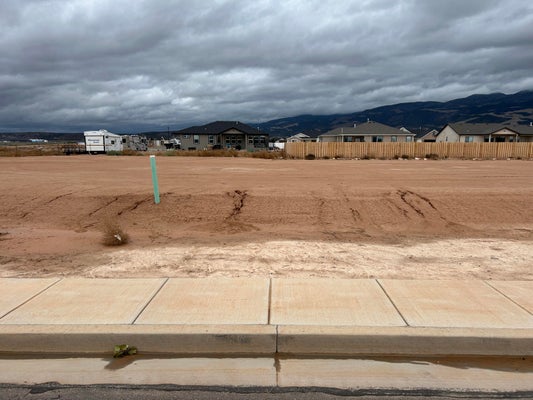 ADDRESS PRIVATE, ENOCH, UT  - Image e7dee9690145d6bbe5cf487718df6f09/2139673518
