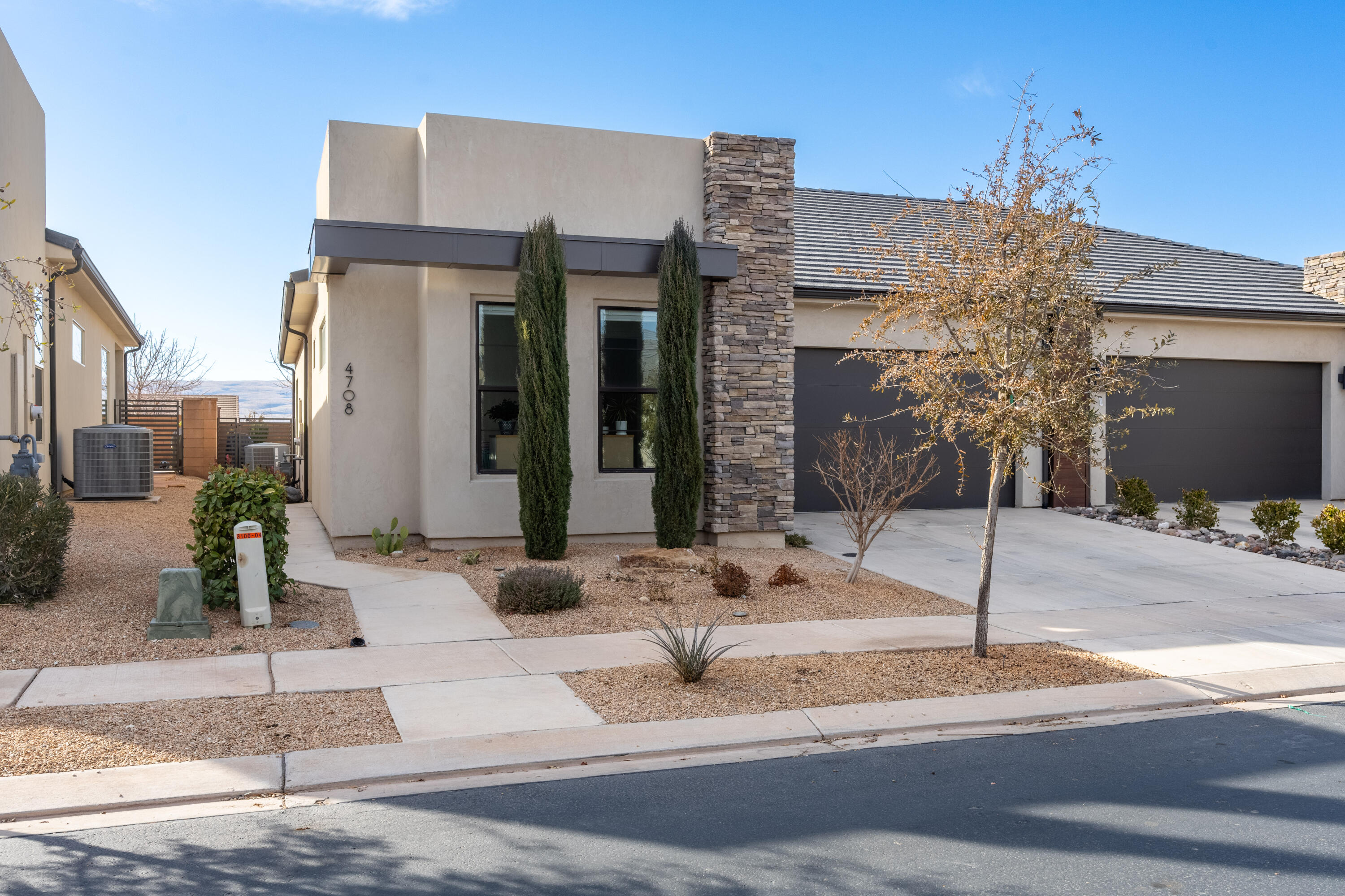 Welcome to ''The Martin'' in the Sun River Villas. With the Villas specific community center with a pool, courts, fitness center, and endless trails you are sure to live the Southern Utah dream. What separates this home from the others is the low back yard wall and excellent views. New hot tub, golf cart, and a few extras can be potentially included in the home sale as well. With no back yard neighbors and wonderful views this home is sure to impress. Contact listing agents(s) today for a private showing.