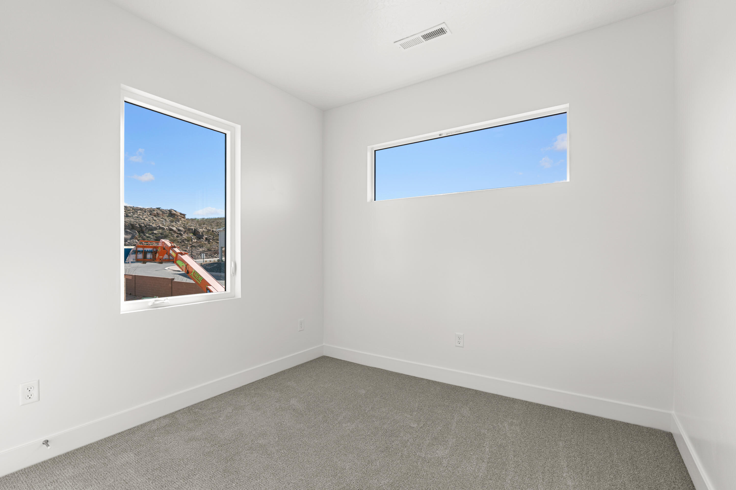 DESERT REFLECTION - Residential