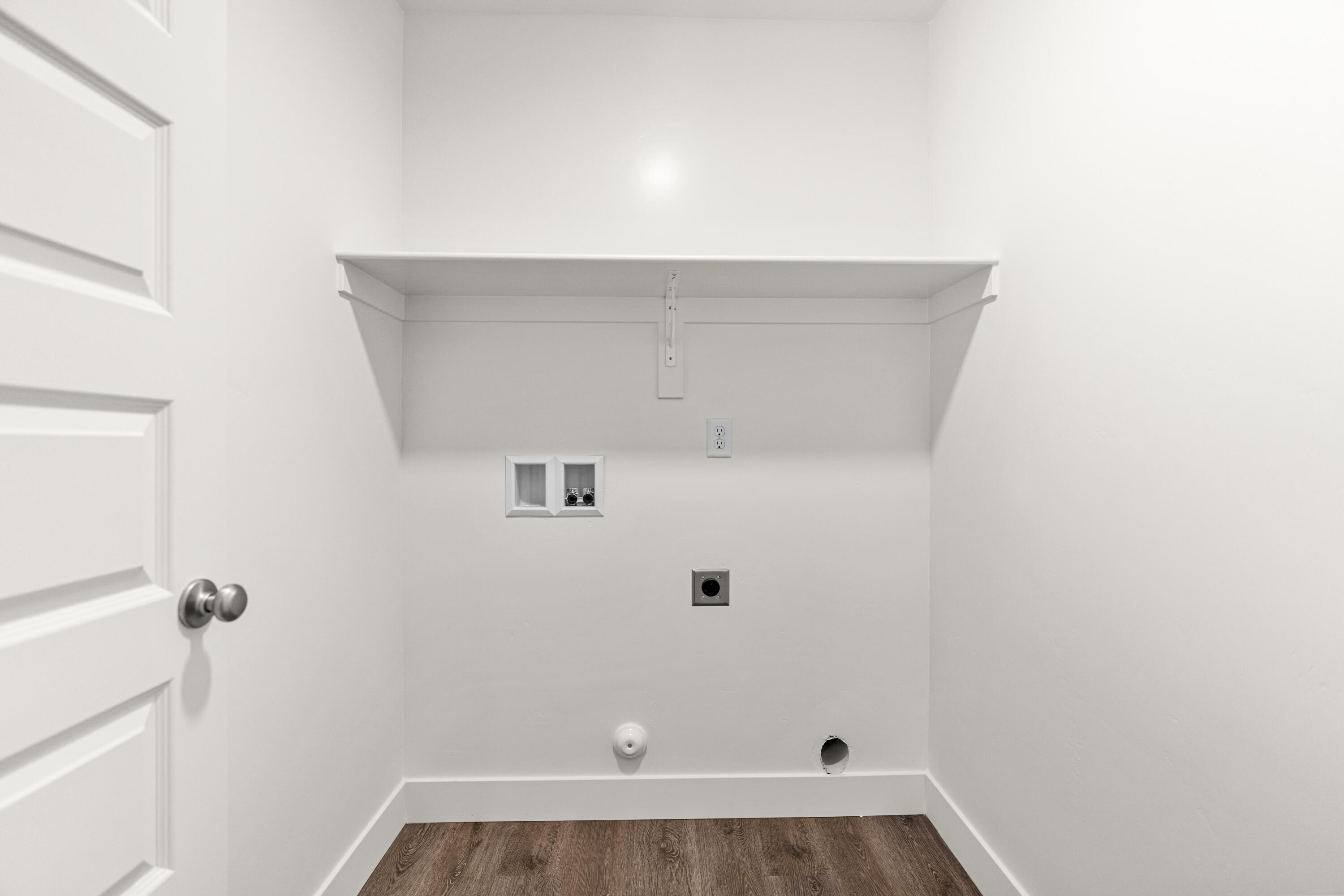 DESERT REFLECTION - Residential