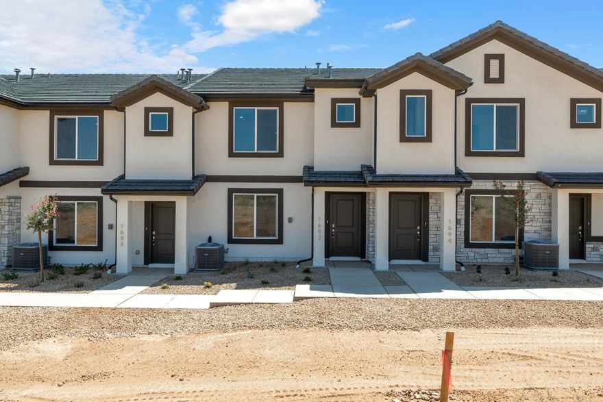 Welcome to the Dalton in desirable Long Valley! This 3 bedroom, 2 bath home is located near the amazing community, amenities which include swimming pools, hot tub, pickleball courts, playground, movie lawn, and so much more! To help buyers get into a home, D R Horton is offering amazing, preferred lender incentive rates and money towards closing costs. The home is on Dixie Power and energy efficient, saving you even more money! 
Pictures are of a model of similar floor plan, actual finishes, upgrades, or elevation may vary. Square footage is provided as a courtesy and based on building plans.  Please call/text Keri to schedule an appointment and to register guests.