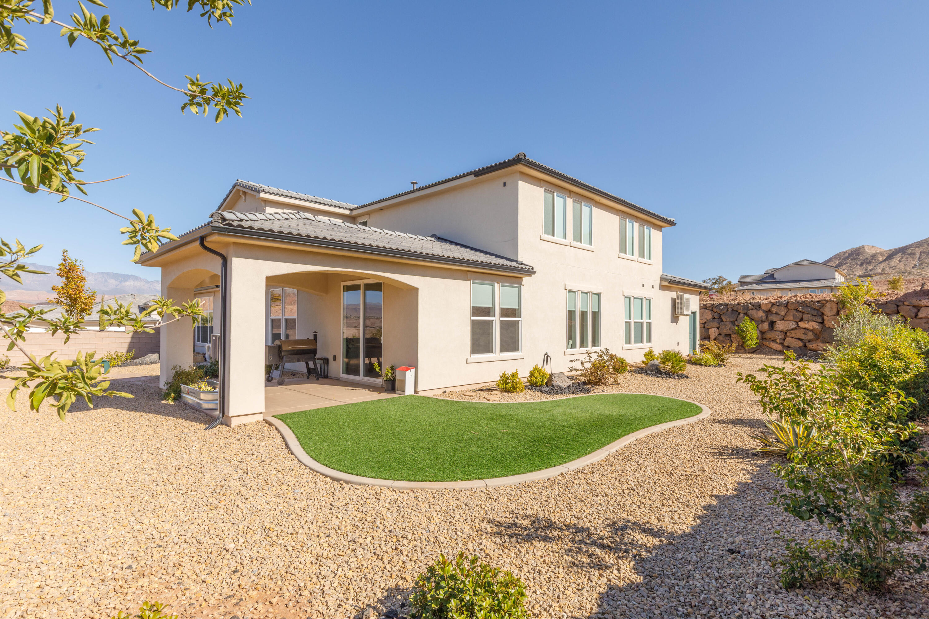 SHOOTING STAR - Residential