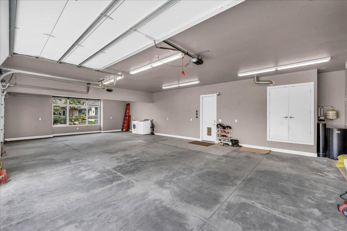 MEADOW VALLEY FARMS - Residential