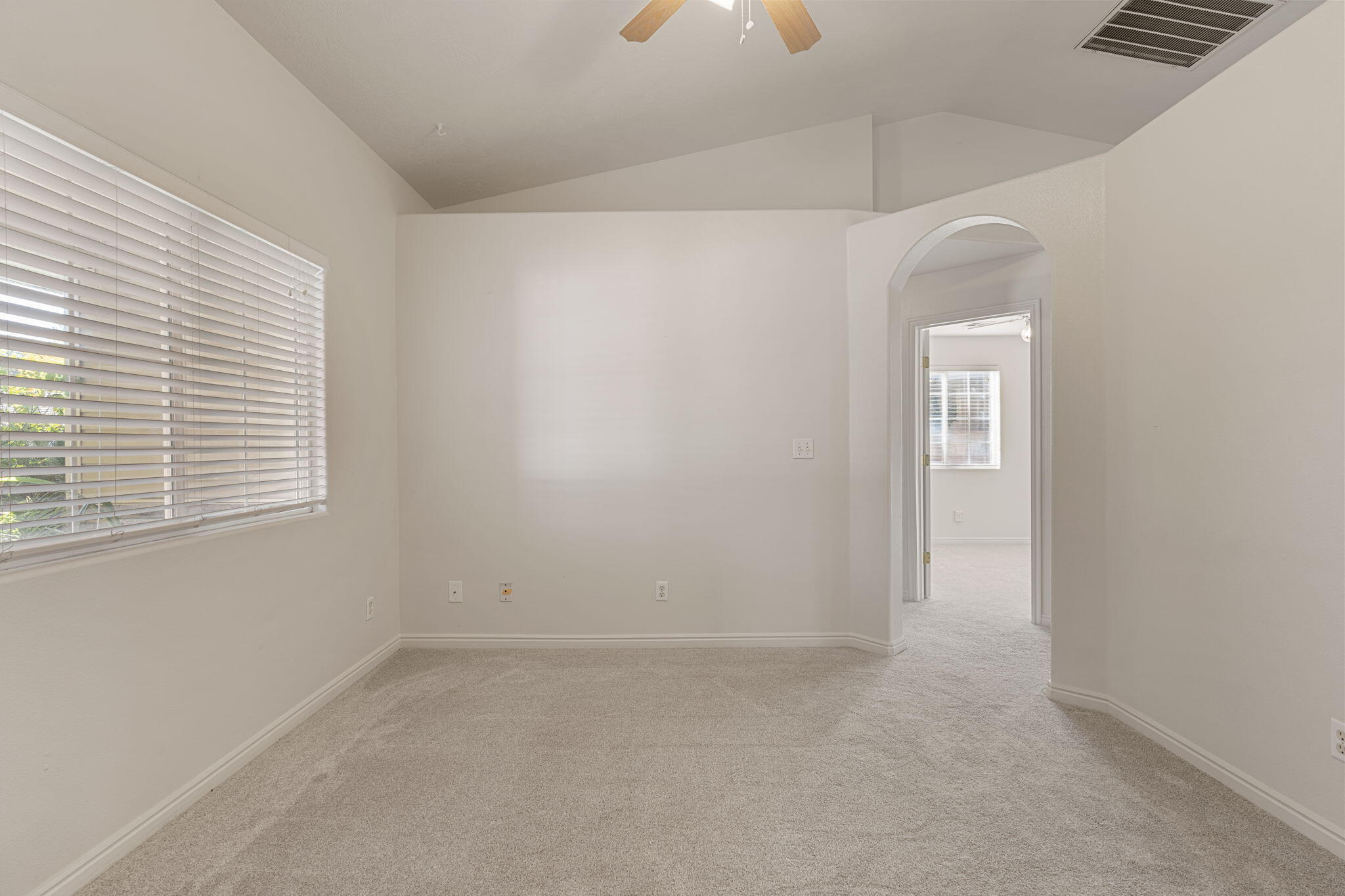 ROYAL POINT - Residential