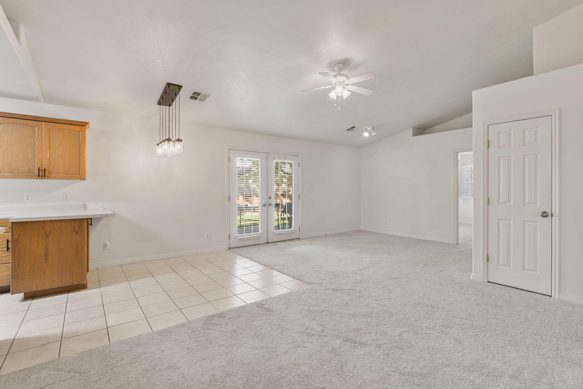 ROYAL POINT - Residential