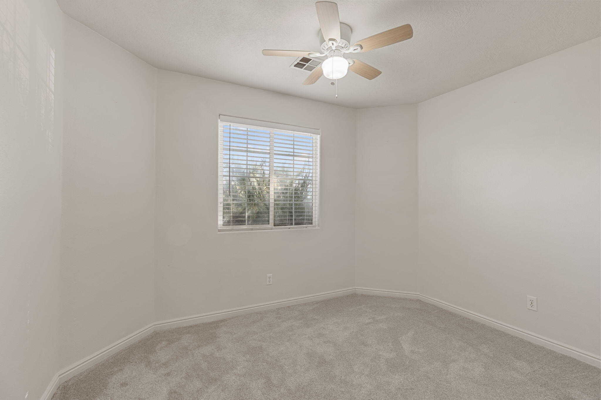 ROYAL POINT - Residential