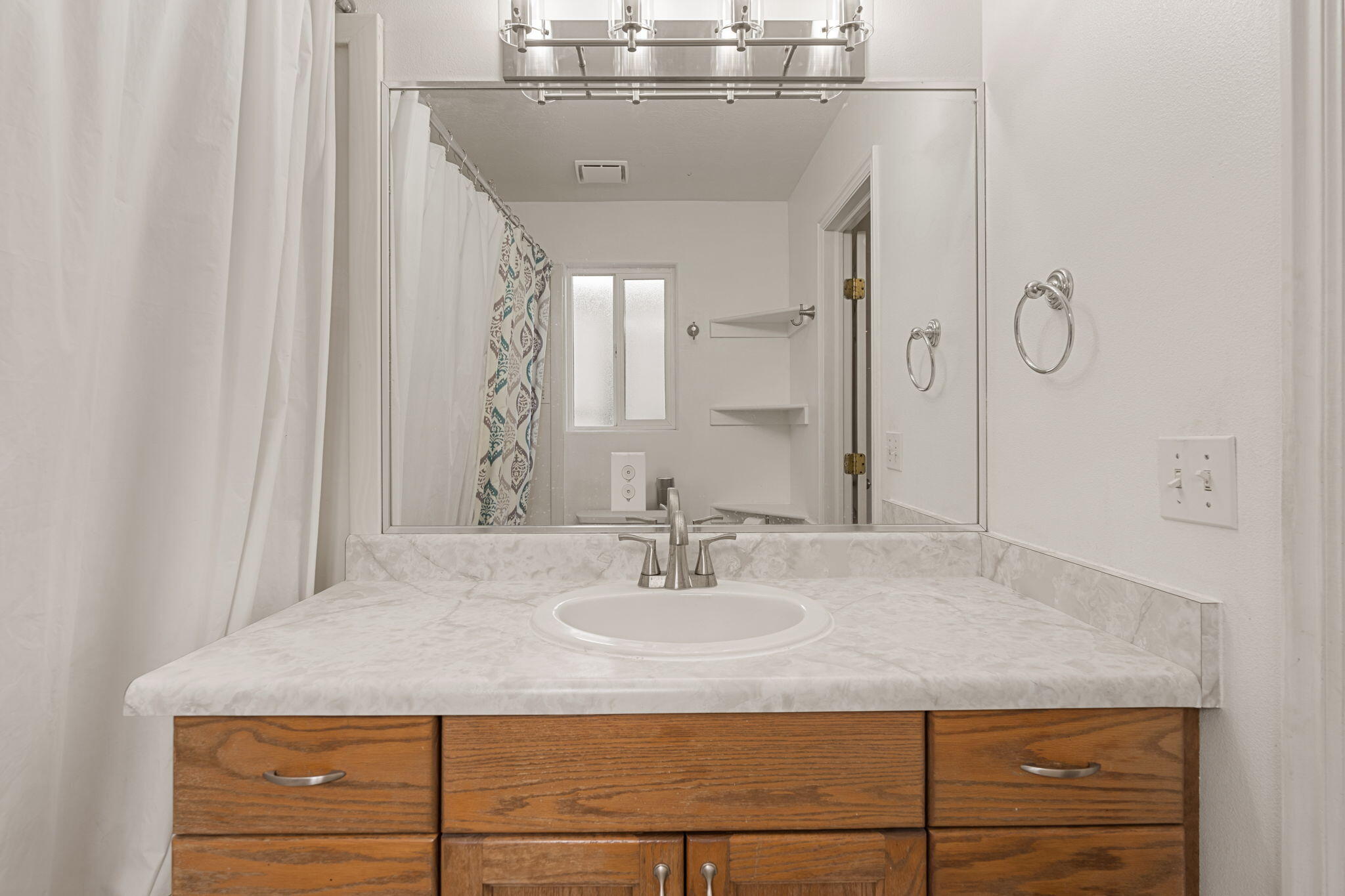 ROYAL POINT - Residential