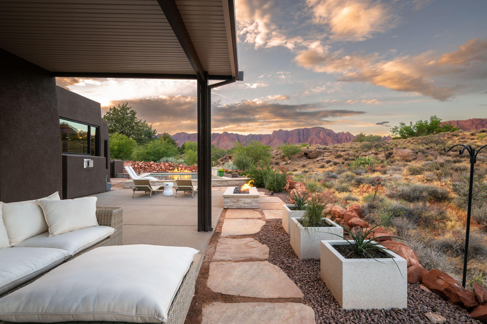 WILLOW SPRINGS - Residential