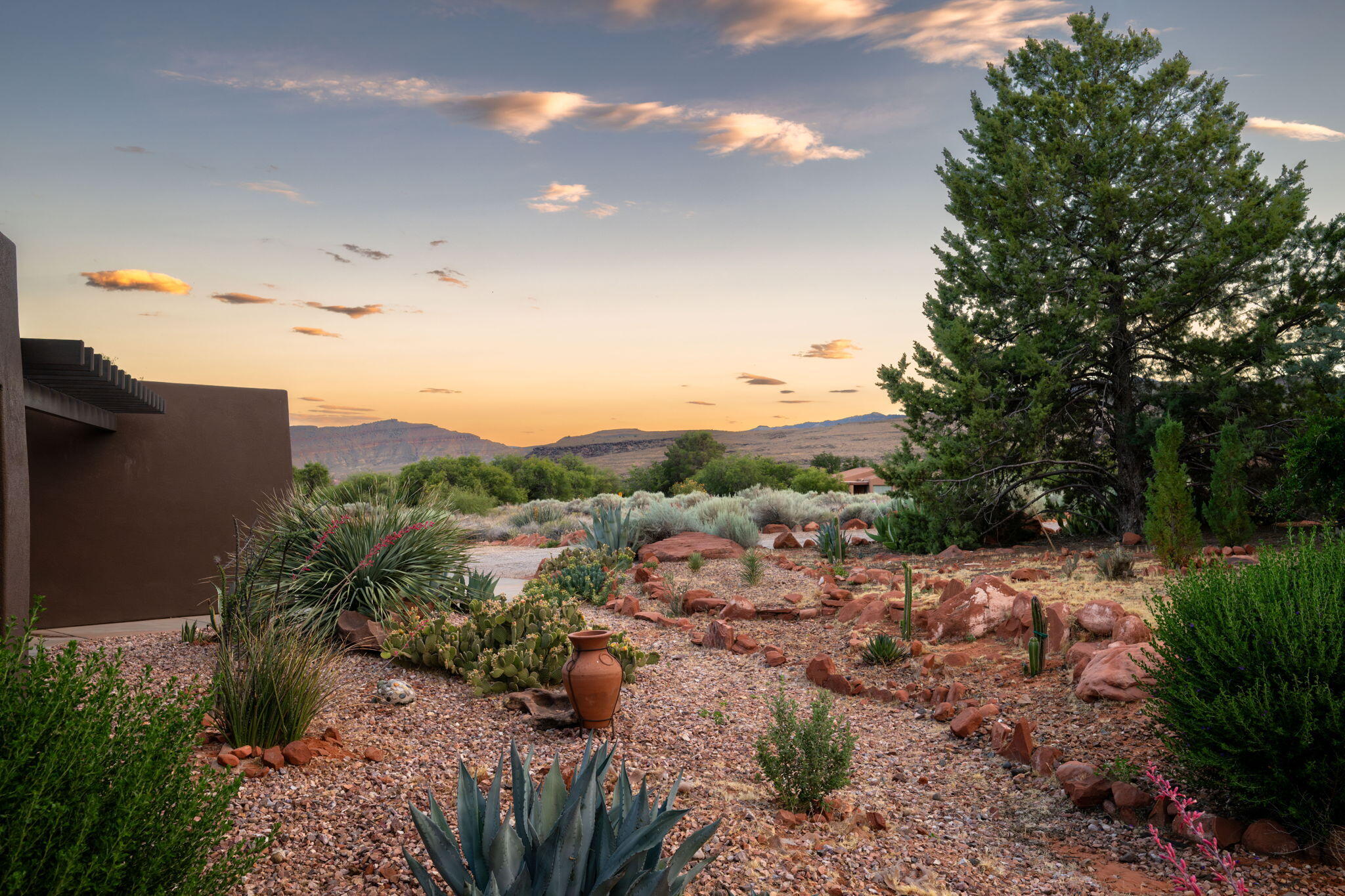 WILLOW SPRINGS - Residential