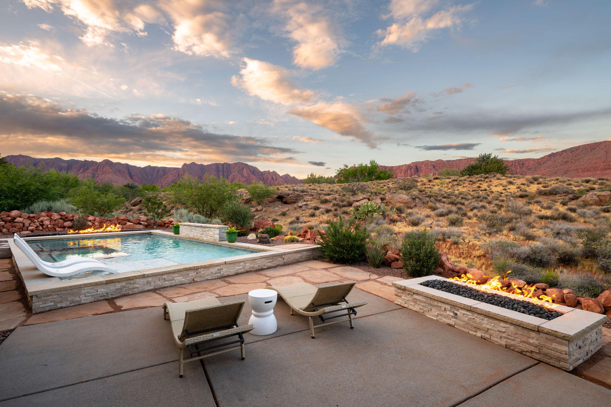 WILLOW SPRINGS - Residential
